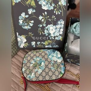 Sold! Gucci blooms blue crossbody